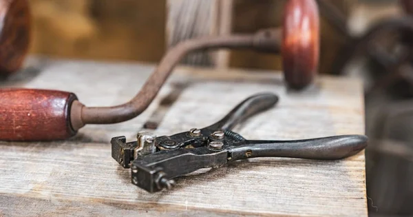 Hand Drill Essentials - Drill Bits Pro